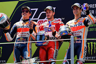 2017 siegte Andrea Dovizioso in Barcelona vor Marc Márquez und Dani Pedrosa