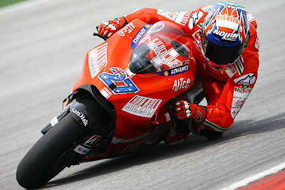 Casey Stoner: 0,3 sec zurück
