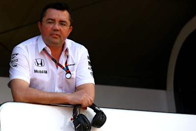 Eric Boullier: «Es ist ziemlich bescheuert, aber man fühlt sich besser, wenn man in solchen Situationen etwas tun kann»
