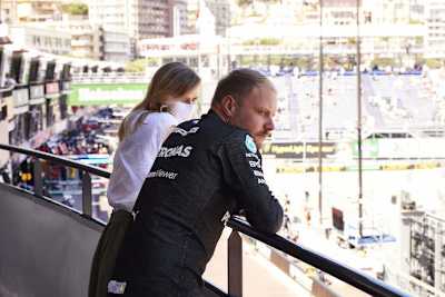 Valtteri Bottas mit seiner Freundin Tiffany