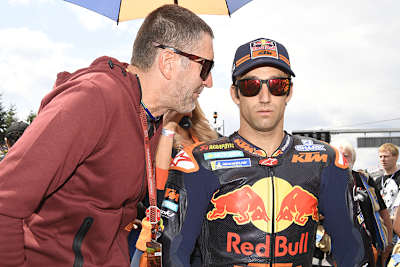 Johann Zarco (re.) mit seinem Riding-Coach Jean-Michel Bayle