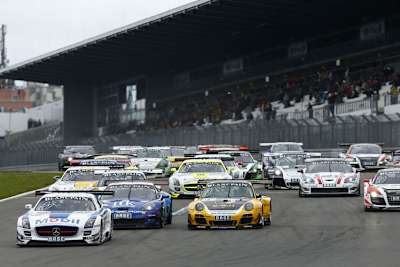 Start auf dem Nürburgring, noch ist Day vorn