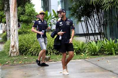 Daniel Ricciardo und Max Verstappen haben neben der Strecke viel Spass miteinander