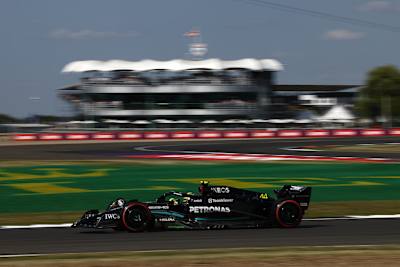 Lewis Hamilton sagt über seinen Dienstwagen: «Es spielt keine Rolle, wie wir es abstimmen, es ist immer knifflig zu fahren»