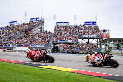 Stefan Bradl kam vor Joan Mir ins Ziel