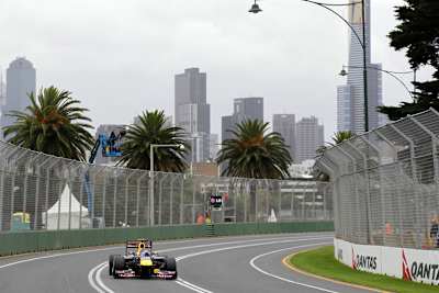 Vettel ist allein auf weiter Flur