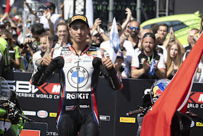 Toprak Razgatlioglu versteht es, mit der BMW umzugehen