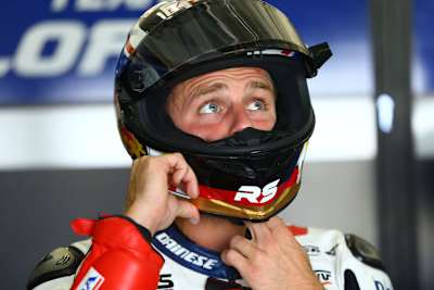 Kevin Wahr: Mit zerstörten Reifen auf dem Lausitzring machtlos 