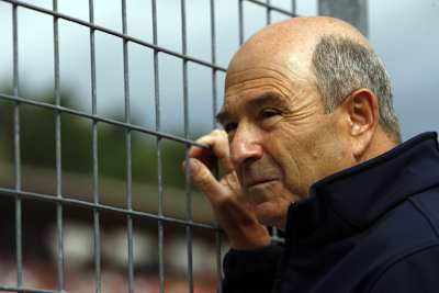 Peter Sauber baut seine Mannschaft um