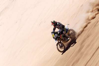 Goncalves half dem schwer gestürzten Olivier Pain