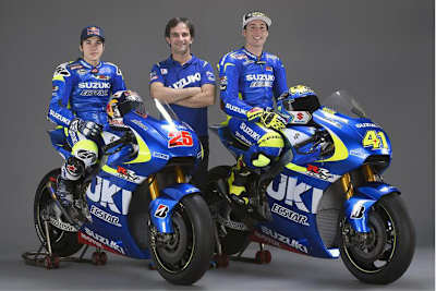 Das starke neue Ecstar-Suzuki-Team: Vinales, Teamchef Brivio und Vinales