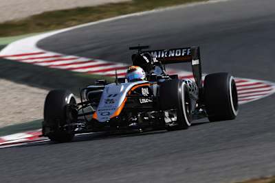 Sergio Pérez erklärt nach seinem ersten Testtag im VJM08: «Es ist kein Geheimnis, dass wir noch ein bisschen Aufholen müssen, aber ich bin optimistisch»