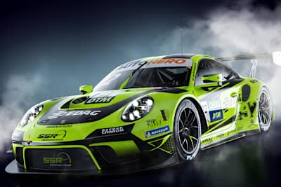 SSR Performance fährt auf dem Nürburgring mit