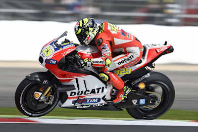 Andrea Iannone beklagt eine nervöse Ducati GP15