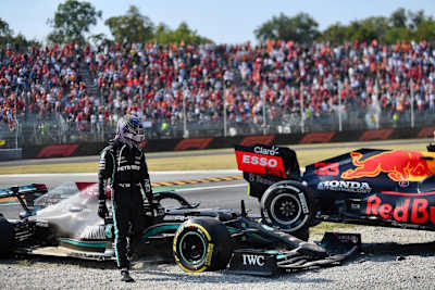 Lewis Hamilton nach der Kollision mit Max Verstappen in Monza