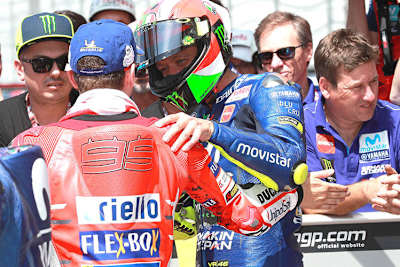 Jorge Lorenzo mit Valentino Rossi