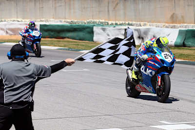 Toni Elias (24) und Roger Hayden (95)