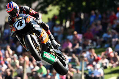 Josh Brookes fliegt zum Sieg in Cadwell Park