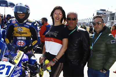 Randy Krummenacher (li.) mit Manager Daniele Di Ninno (2.v.re.)