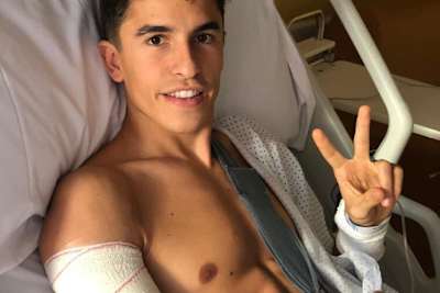 Marc Márquez meldete sich am Sonntagabend aus der Ruber-Klinik