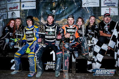 Timo Lahti (Mitte) gewann in Dohren