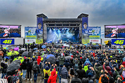 Die Rossi-Fans trotzten dem Regen