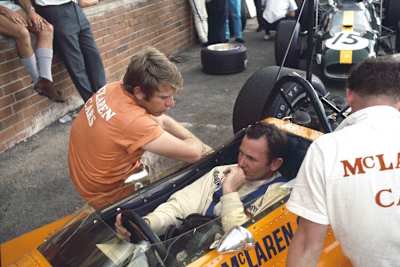 Bruce McLaren (im Auto): Immer in Gedanken