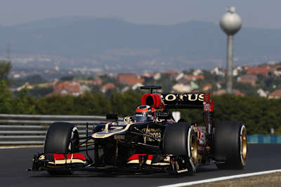 Kimi Räikkönen flitzt über den Hungaroring