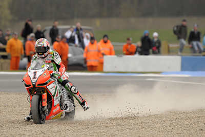 Max Biaggi war in Donington neben der Spur