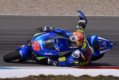 Crash von Maverick Vinales