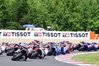 Die Moto2 fährt seit 2024 mit Pirelli-Reifen
