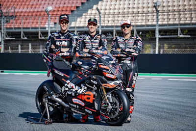 Lorenzo Savadori, Marco Bezzecchi und Jorge Martin mit der Aprilia RSV4 X-GP