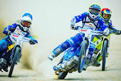 Max Dilger (vorne) fuhr in Frankreich vorneweg