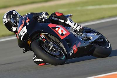 Marco Melandri beim Valencia-Test: Das Aprilia-Werk ist wieder dabei