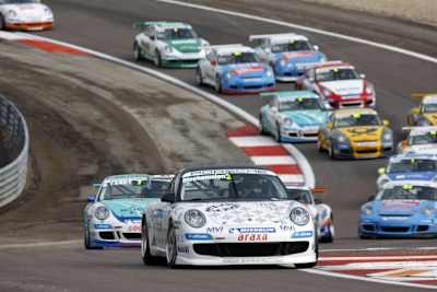 Startrunde in Dijon: Bleekemolen ist vorn