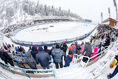 Die Reise nach Almaty an der chinesischen Grenze ist beschwerlich