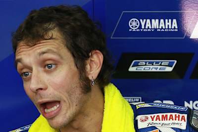 Valentino Rossi greift an der Monza Rally Show mit Carlo Cassina an seiner Seite an