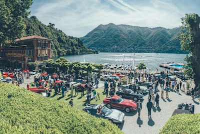 Glamour und automobiler Lifestyle an der Ville d'Este am Comer See 