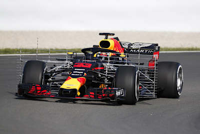 Max Verstappen: Routine-Arbeit mit Messgittern, später Bestzeit 