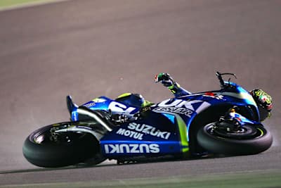 Andrea Iannone stürzte, als er zu pushen begann