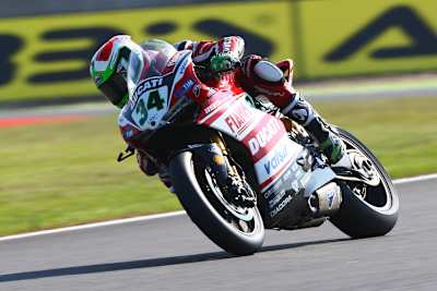 Davide Giugliano ist in Frankreich flott unterwegs