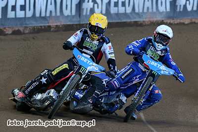 Maciej Janowski (li.) gegen Bartosz Zmarzlik