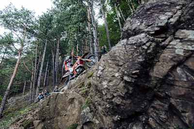 Manuel Lettenbichler auf dem Weg zu seinem fünften Romaniacs-Triumph