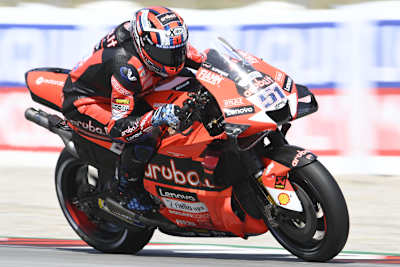 Michele Pirro im Aruba-Design