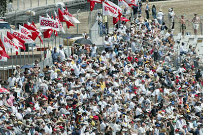 Fans kommen nur zahlreich, wenn auch etwas los ist