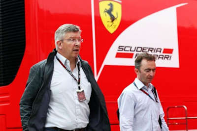 Wohin zieht Ross Brawn? (Rechts geht Mercedes-Technikchef Paddy Lowe.)
