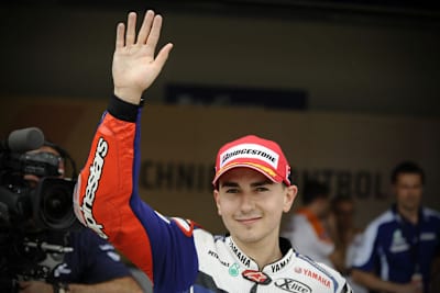 Autogrammstunde in Sursee: Jorge Lorenzo