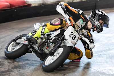 Lennox Lehmann auf dem Pitbike