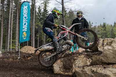Motorex Dirt Mania 2020: Eintägiges Intensiv-Training für Enduristen in Geisingen (Schwarzwald)