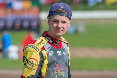 Youngster Lukas Fienhage vom AC Vechta gewinnt den Langbahn-GP in Morizès  